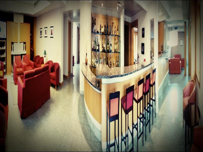Quality Inn Montalegre Buitenkant foto